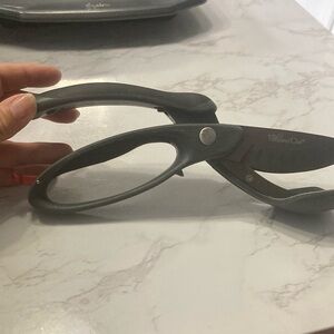 Pampered Chef Salad Chopper shears scissors spring loaded lettuce cutter